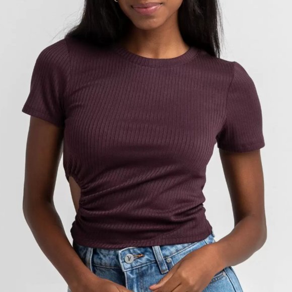 WEST OF MELROSE Cut To The Chase Plum Tee - Picture 2 of 3